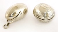 Lot 57 - A George III silver nutmeg grater