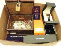 Lot 116 - A collection of costume jewellery