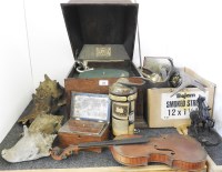 Lot 328 - Sundries: a 'Gramola' oak gramophone