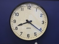 Lot 324 - A Gents' of Leicester  'Pul-Syn-Etic' Impulse clock. 50cm diameter overall