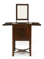 Lot 347 - A George III mahogany washstand