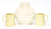 Lot 196 - A Wedgwood moonstone vase