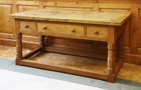 Lot 193 - A Robert 'Mouseman' Thompson oak side table