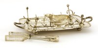 Lot 142 - An early 20th century silver asparagus set