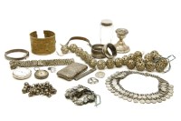 Lot 156 - A box of silver
