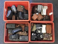 Lot 217 - A large quantity of vintage and other cameras