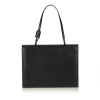 Lot 1066 - A Gucci leather shoulder bag
