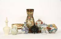 Lot 383 - A quantity of oriental ceramics
