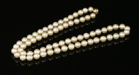 Lot 227 - A single row uniform cultured pearl necklace