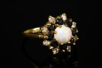 Lot 582 - An 18ct gold opal