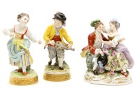Lot 241 - A late 19th century Sitzendorf figure group