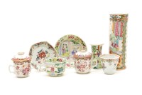 Lot 422 - A pair of famille rose custard cups and covers