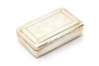 Lot 123 - An early 19th century silver snuff box