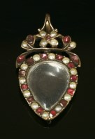 Lot 10 - A Georgian gold and flat cut garnet