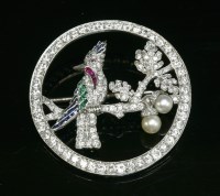 Lot 142 - A platinum Art Deco
