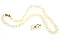 Lot 26 - A single row of uniform cultured pearls