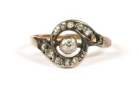 Lot 20 - A diamond crossover ring