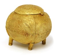 Lot 264 - A Chinese gold box and cover
