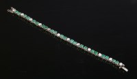 Lot 403 - A white gold