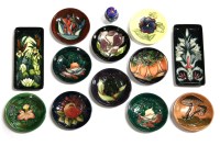 Lot 372 - Twelve Moorcroft dishes