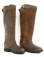 Lot 367 - A pair of Musto Suffolk Gore-Tex ladies' country boots