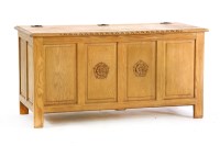 Lot 546 - A pine coffer