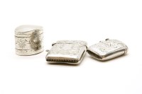 Lot 80 - A silver vesta with engraved decoration