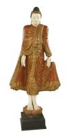 Lot 422 - A Burmese carved wooden figure of Shakyamuni Buddha