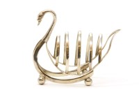 Lot 271 - A silver toast rack modelled as a swan