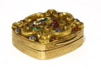 Lot 231 - A French gold vinaigrette