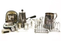 Lot 104 - A silver milk jug