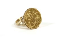 Lot 8 - A 1911 half sovereign
