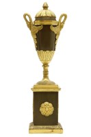Lot 200 - A French empire bronze and ormalu urn and cover