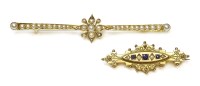 Lot 331 - A Victorian gold split pearl bar brooch