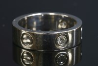 Lot 266 - An 18ct white gold