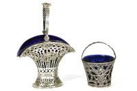 Lot 398 - An early 20th century pierced silver fruit basket
