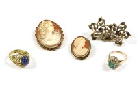 Lot 201 - A synthetic star sapphire cabochon ring