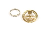 Lot 28 - A gold pierced brooch