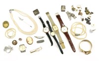 Lot 86 - A collection of costume jewellery