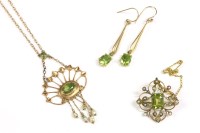 Lot 57 - Peridot pendant