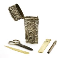 Lot 41 - A silver etui