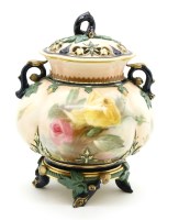 Lot 205 - A Hadley's Worcester pot pourri