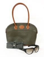 Lot 157 - A Mulberry handbag