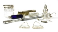 Lot 86 - A collection of silver items