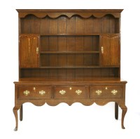 Lot 850 - A Georgian oak dresser