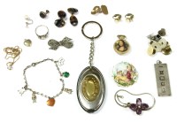 Lot 59 - A collection of costume jewellery