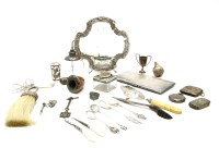 Lot 98 - A quantity of silver