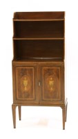 Lot 522 - A small Edwardian mahogany book case