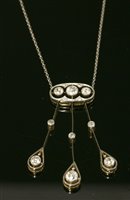 Lot 182 - An Art Deco diamond set negligée pendant