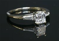 Lot 527 - A 9ct gold single stone diamond ring